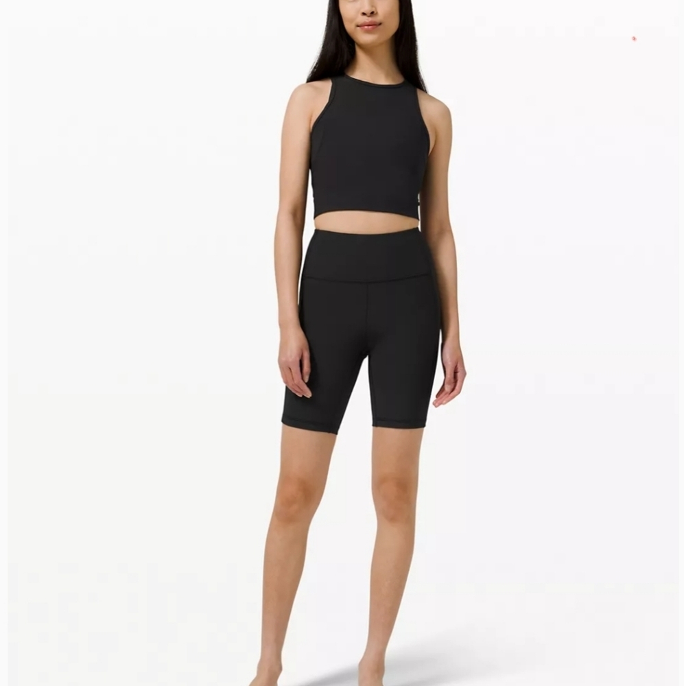 Lululemon Ribbed Contoured High Rise Short 8" - Picture 2 of 8